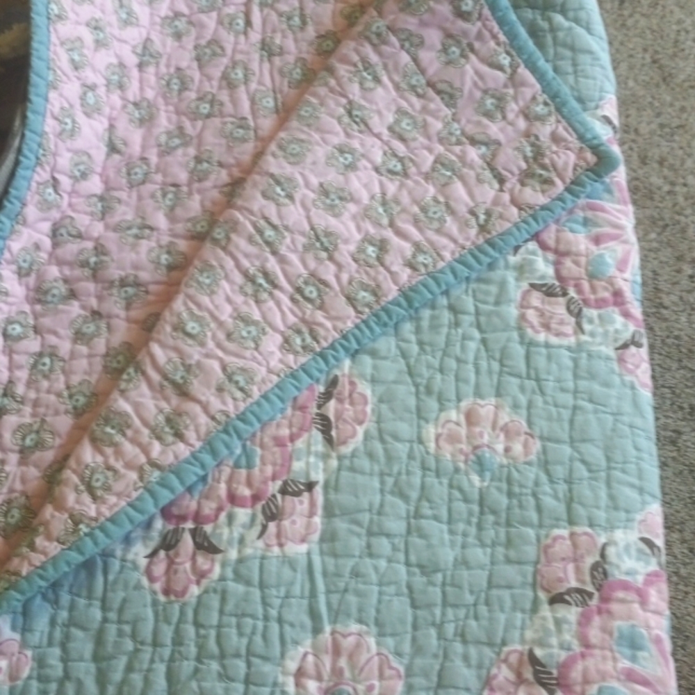 Pottery barn kids baby quilt